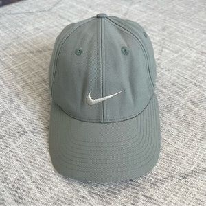 Vintage 2000s Y2K Nike Center Swoosh Athletic Casual Gym Workout Fitted Hat